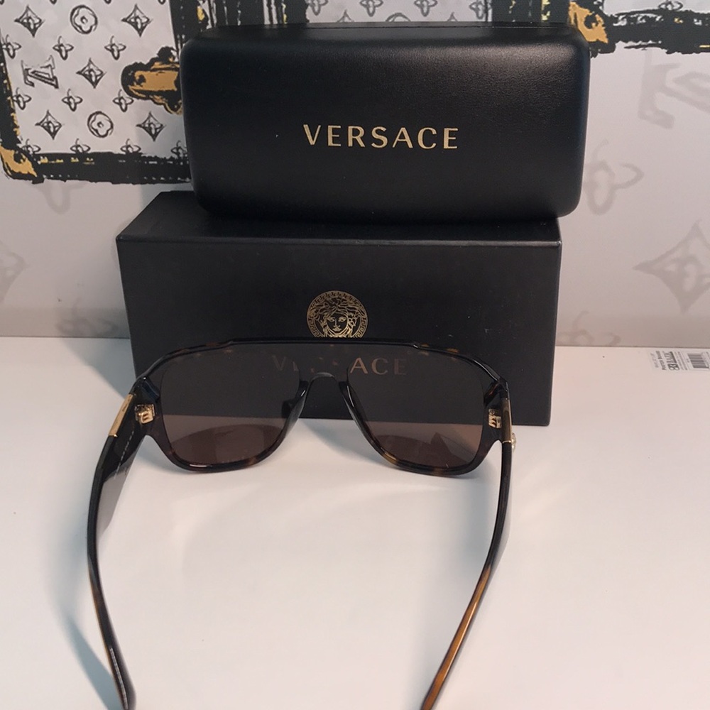 New Authentic Versace Tortoise Shell Sunglasses V… - image 7